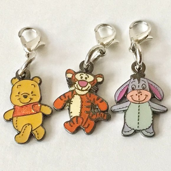 Vintage Disney Charm Lot Winnie the Pooh Tigger Eeyore Signed Charms Zipper Pull - Picture 1 of 10